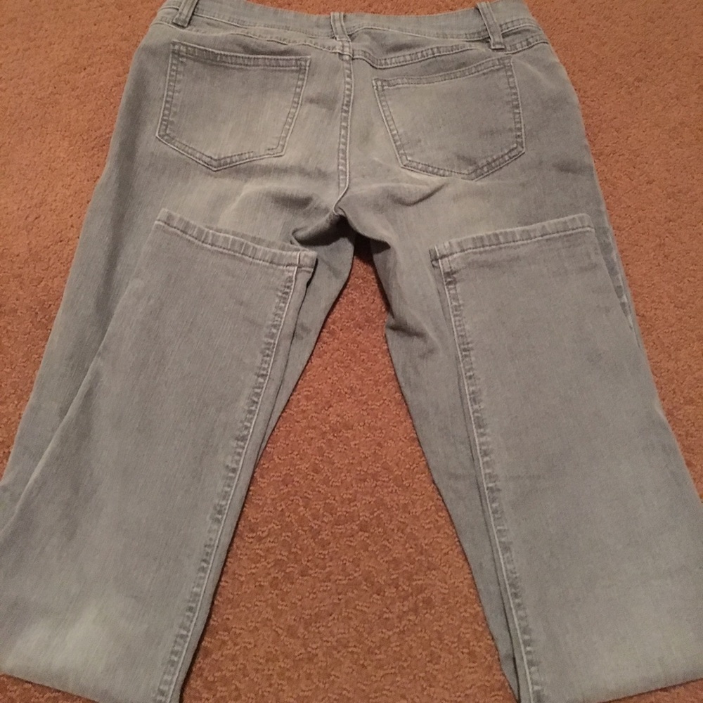 Grey jeans ( final sale )